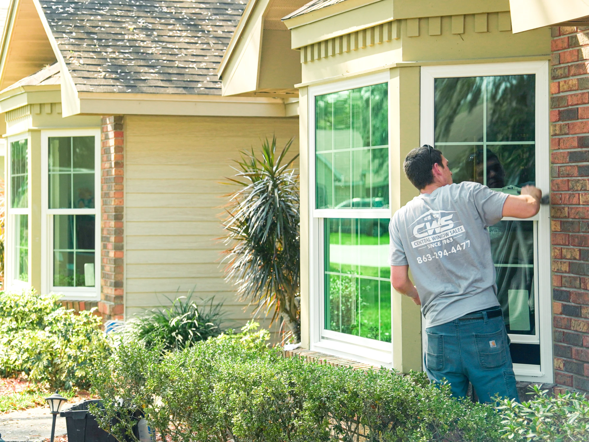 blog post Fiberglass Windows: Pros and Cons Explained by Your Florida Window Experts