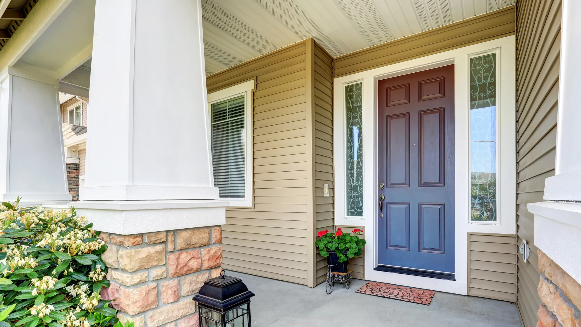 blog post How to Choose the Right Entry Door for Your Florida Home