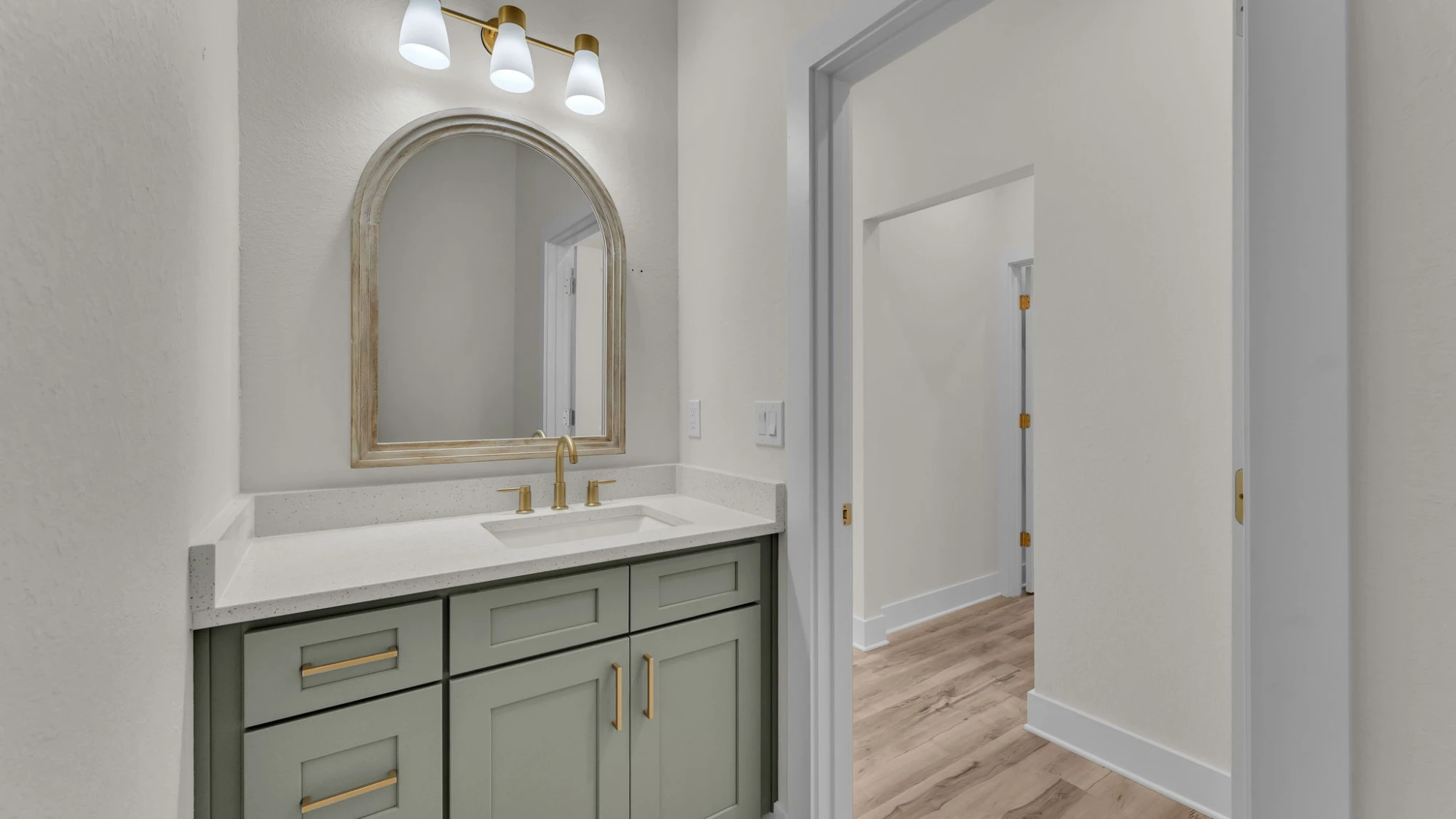 item Residential 45-web-or-mls-8614-cross-creek-rd