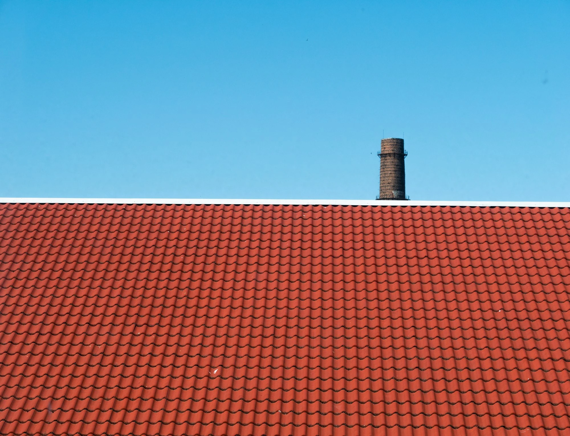Clay tile roof on a Florida home