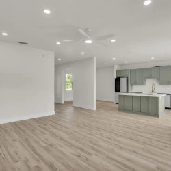 item Residential 30-web-or-mls-8614-cross-creek-rd