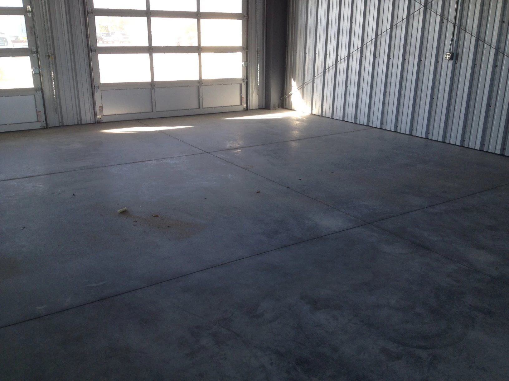item Stingray Chevrolet - Painting Before
