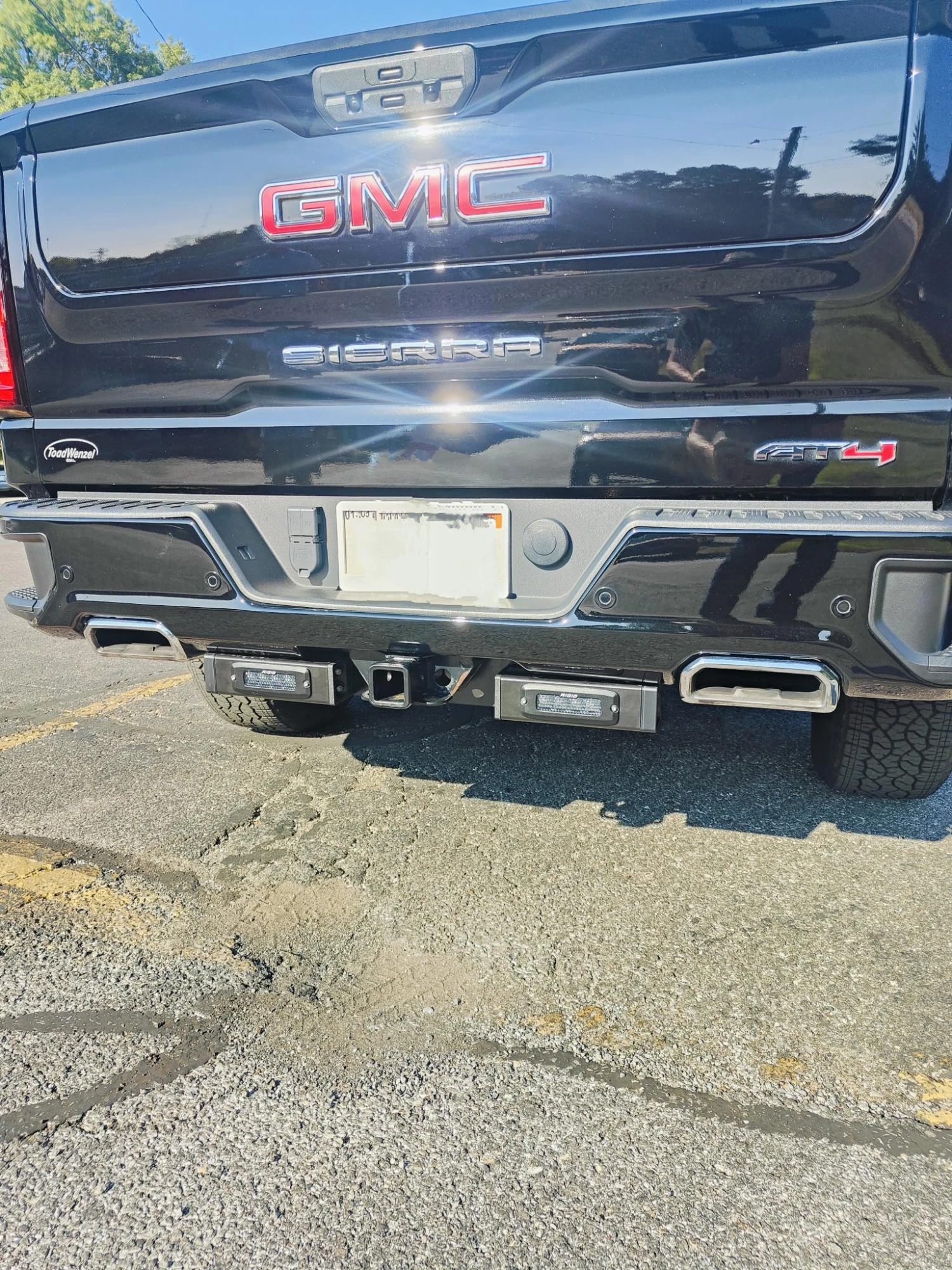 item 2020-2024 GM 1500 HITCH BAR: FLOOD- Rigid SR-Q Midnight Series 6 w / Rigid Ignite Endcap Upgrade 202-22-FRD-F153-RGD-IGN - IMG20240910173626~2.webp