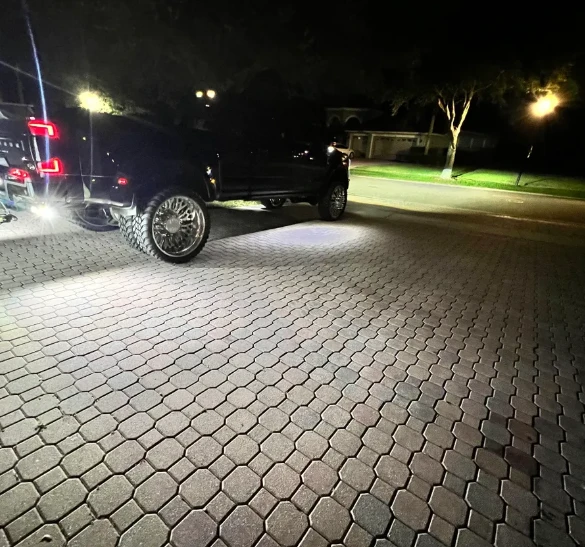 item 2017-2024 FORD F250-F450 SUPER DUTY HITCH BAR ™ LIGHTING KIT - PAIR: DIFFUSED- RIGID SR-Q PRO 6 Midnight Series W / Rigid Ignite Endcap Upgrade 3-FSER-2017-DFF-RGD1-RGD-IGN - Screenshot 2024-08-05 110443.webp