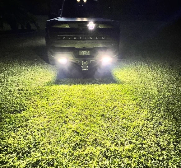 item 2017-2024 FORD F250-F450 SUPER DUTY HITCH BAR ™ LIGHTING KIT - PAIR: DIFFUSED- RIGID SR-Q PRO 6 Midnight Series 3-FSER-2017-DFF-RGD1 - Hitchbar.webp