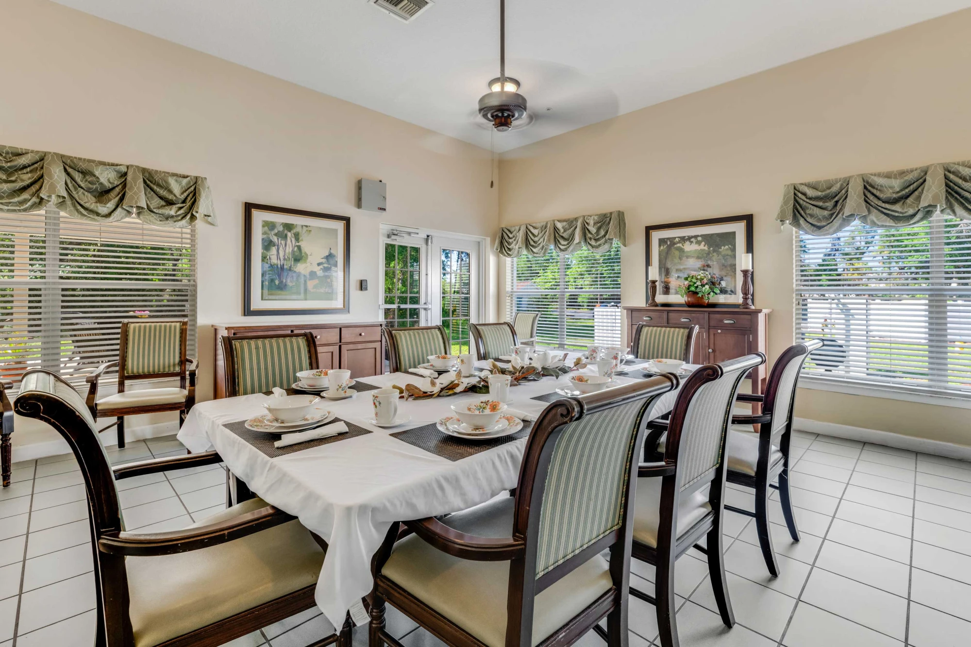 item Our Community 8_AnsleyParkeOrangeCity_PrivateDining