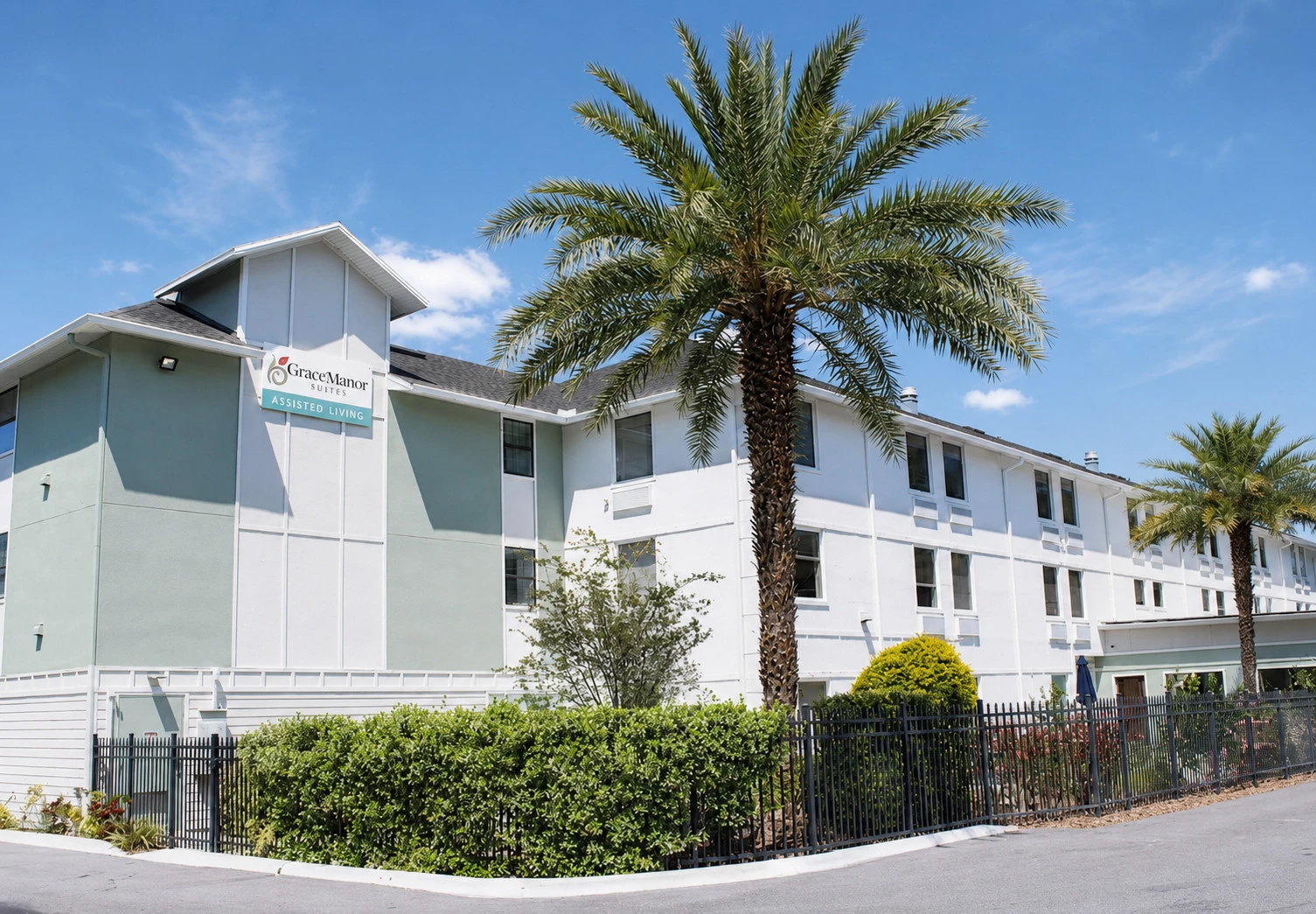 Grace Manor Suites: A 68-Unit Hotel-to-Assisted-Living Conversion in Lakeland, FL