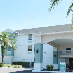 item Floor Plans & Gallery 5086D20D-0D7F-4510-9290-035D8154279C