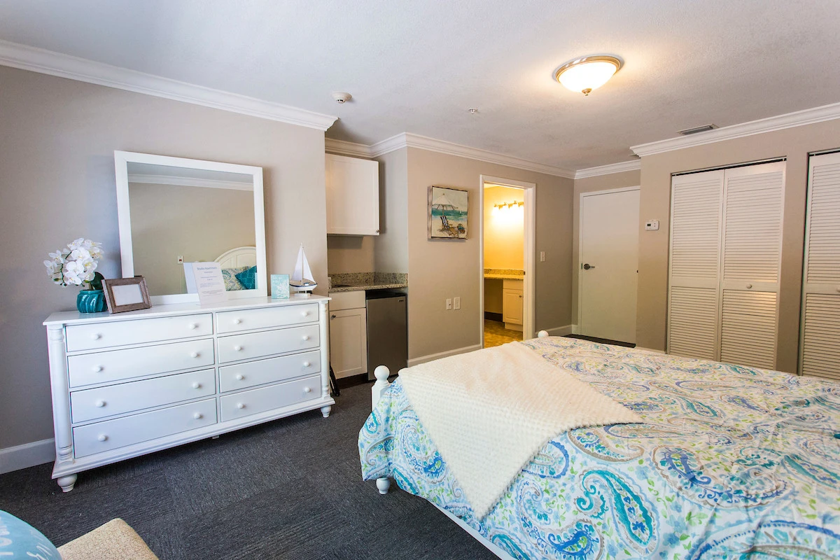 item Our Community 2016-09-30-Magnolia-Manor-23