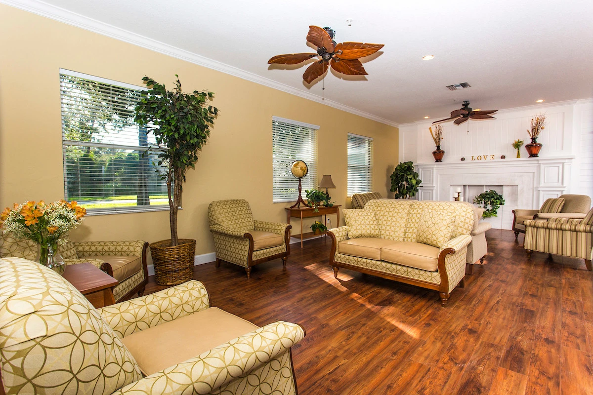 item Our Community 2016-09-30-Magnolia-Manor-08
