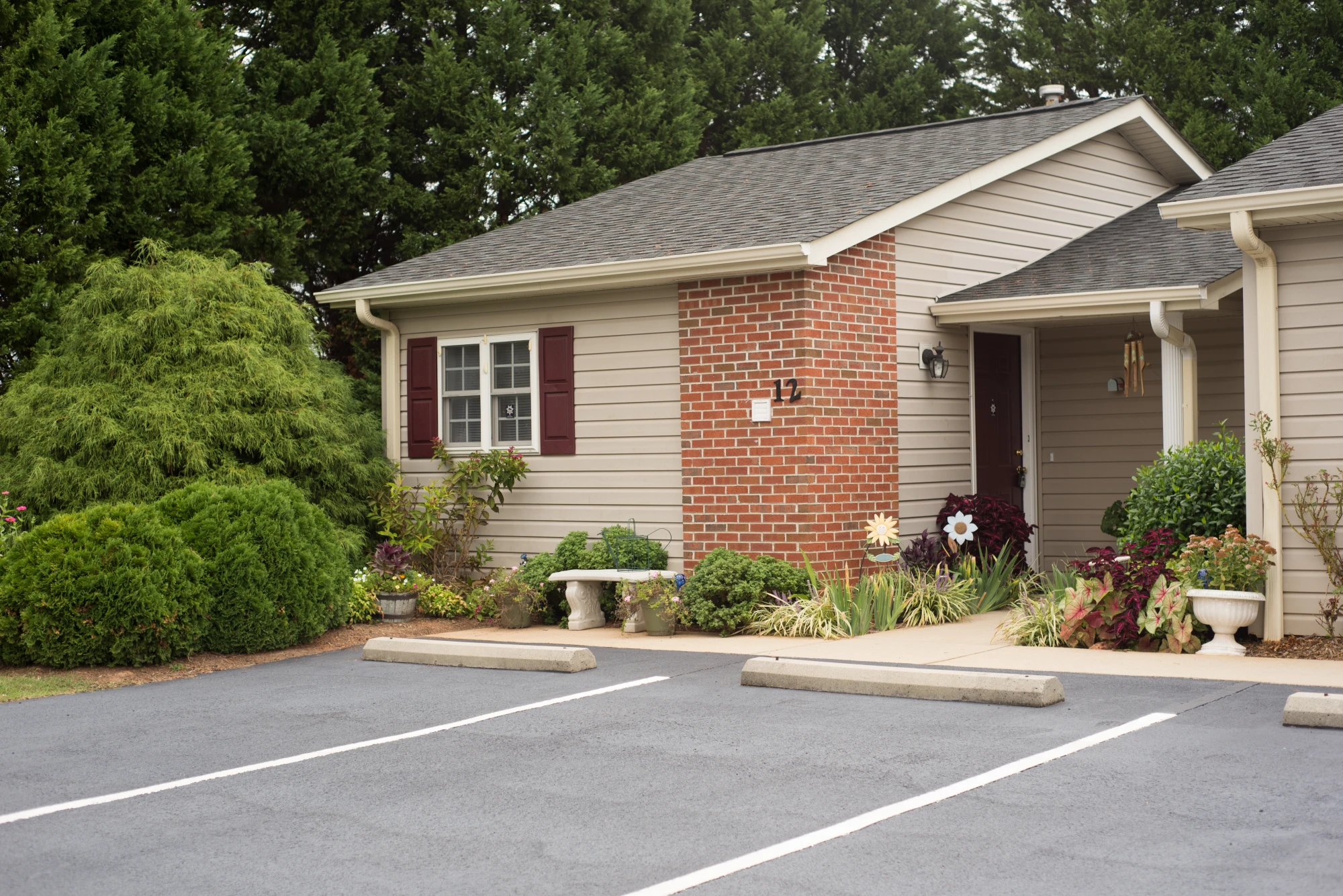 item FLOOR PLANS & COMMUNITY ARP_3760
