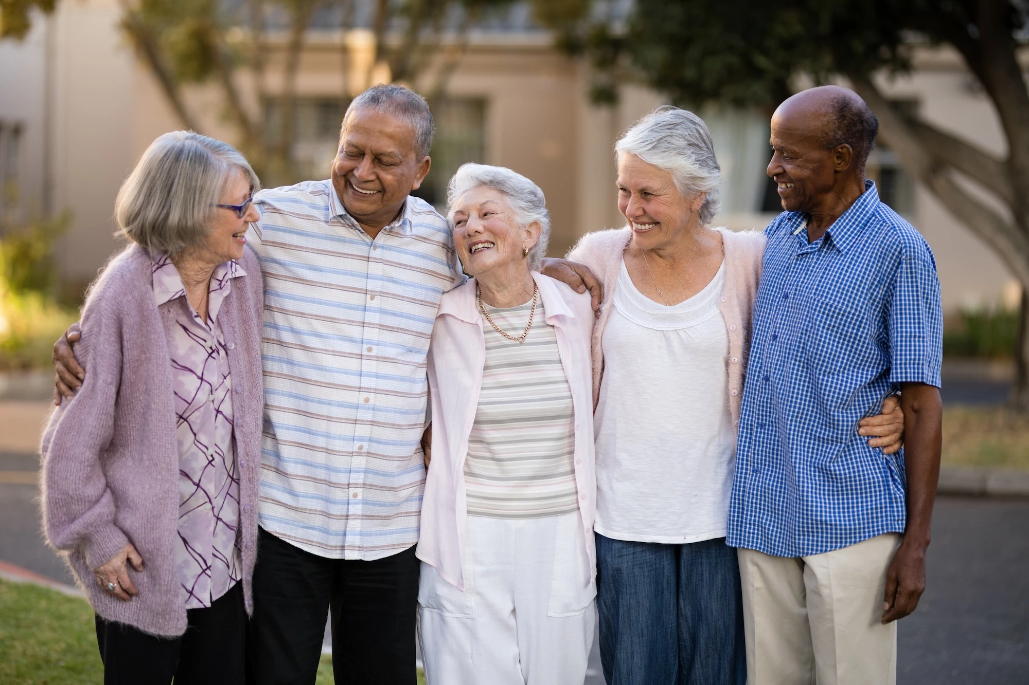 Image: Group of Friends at Wellington Manor in Jackson, TN