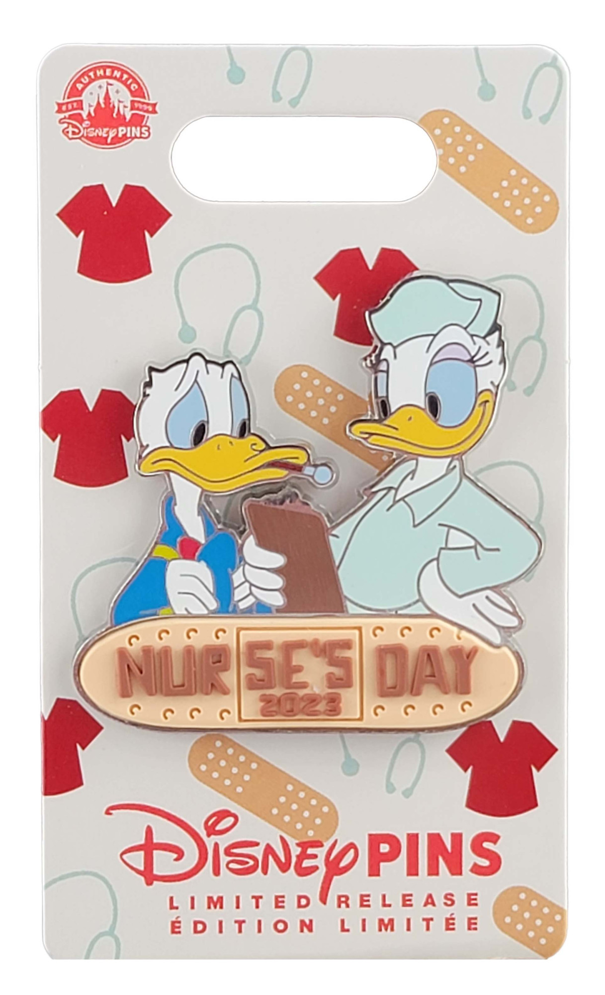 products Disney Pin - Nurse's Day 2023 - Donald & Daisy Duck
