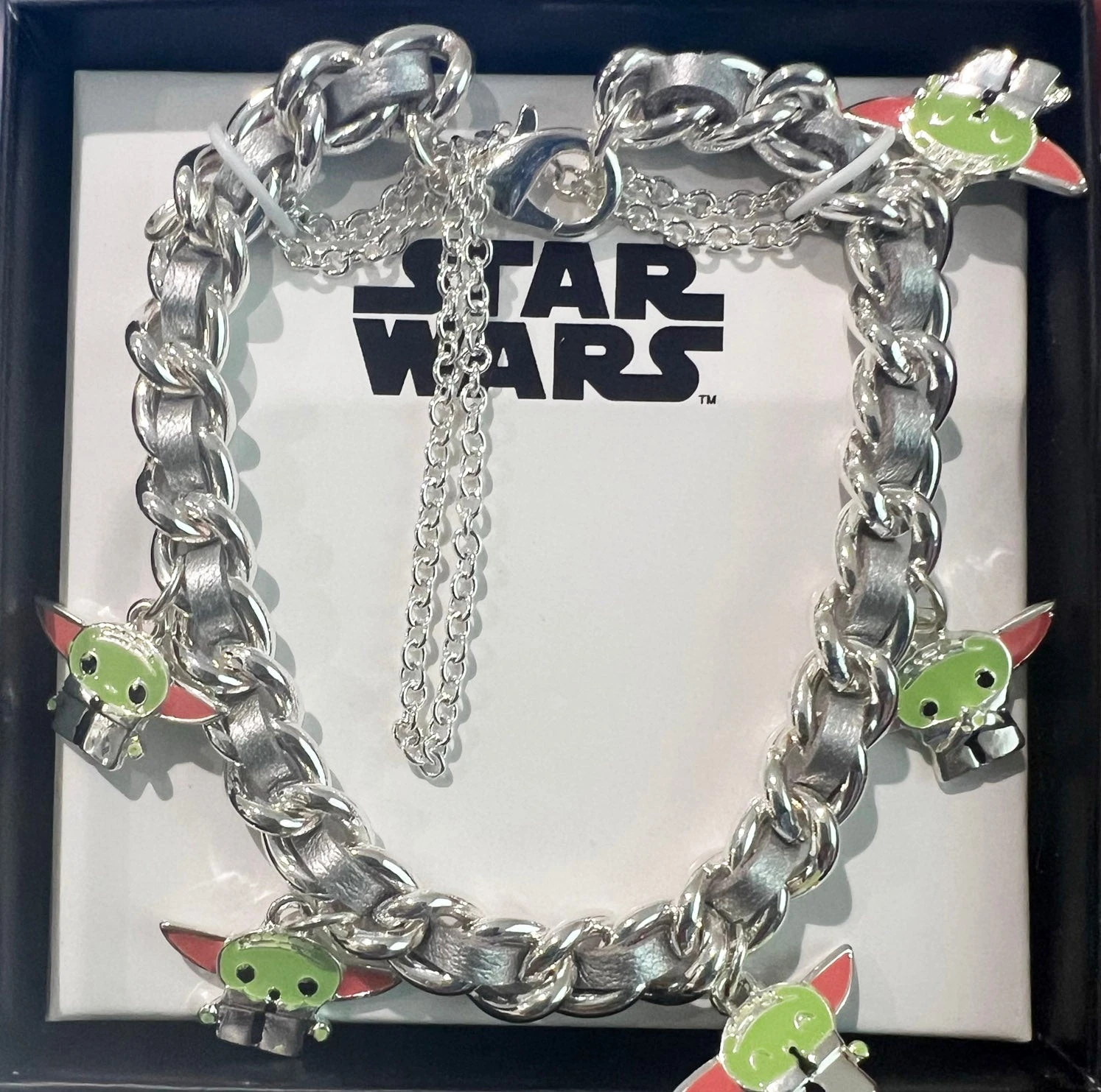 item Disney Parks - Star Wars - Grogu - Charm Bracelet img-8204jpgv1681146137