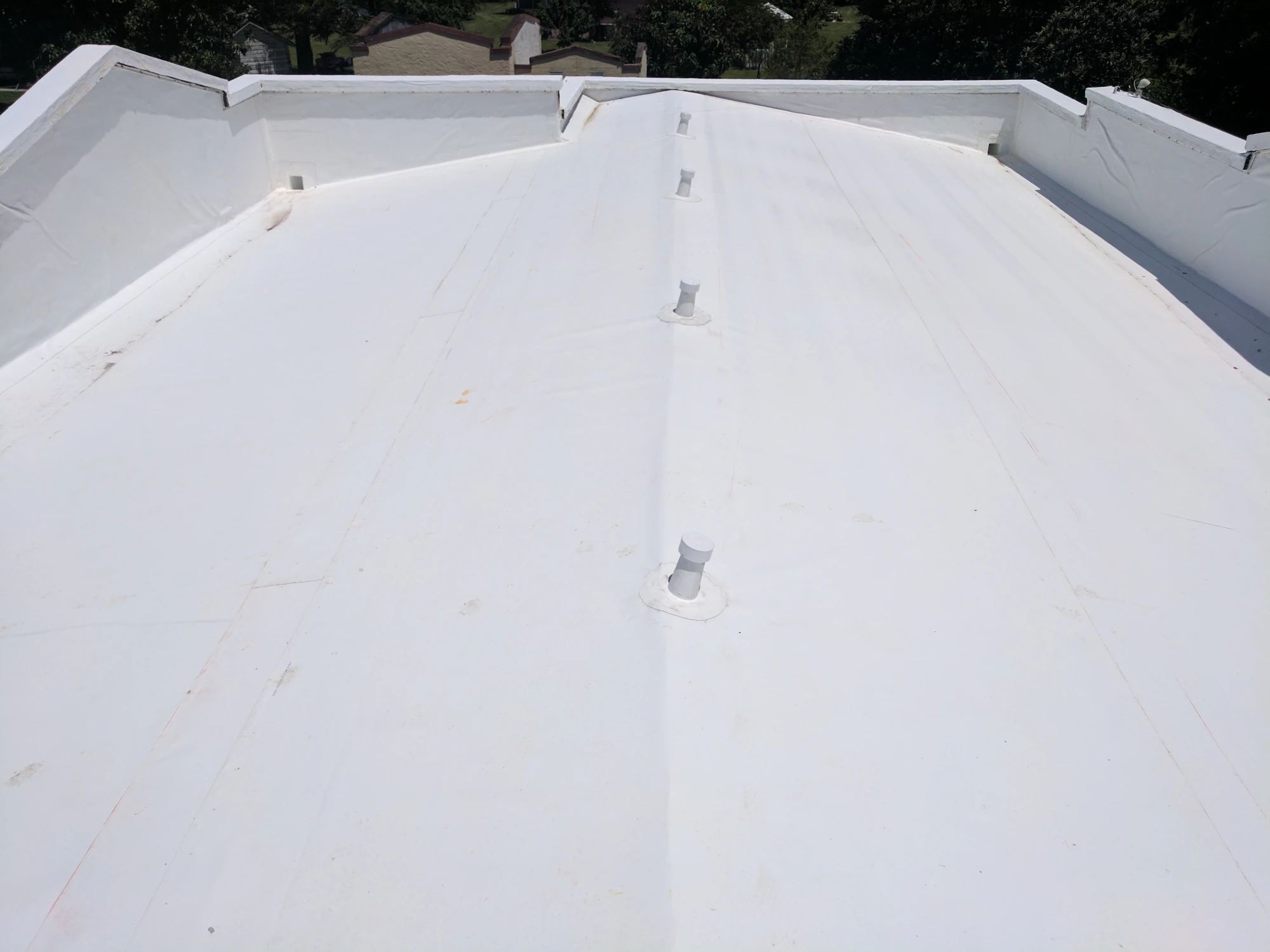 Commercial roofing project completed by R.I.G. Roofing