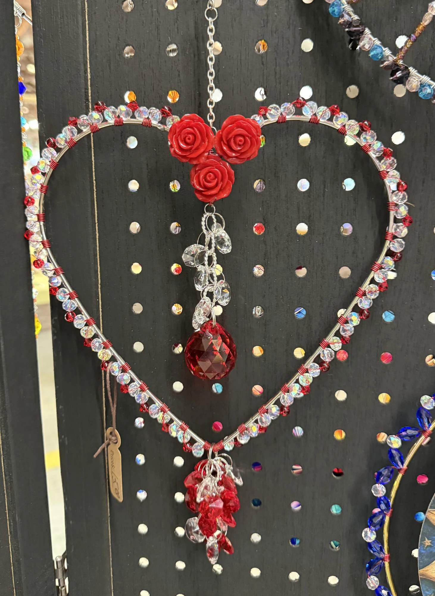 item Heart with red glass beads IMG_4338.webp