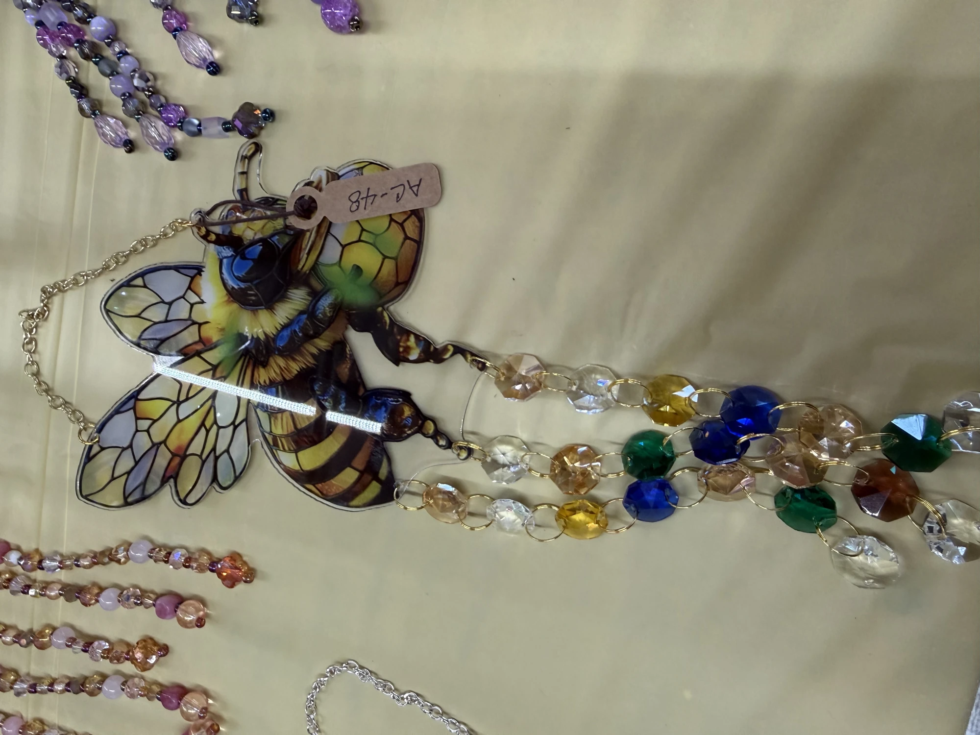 item Acrylic Suncatcher with glass beads BEE IMG_4317.webp