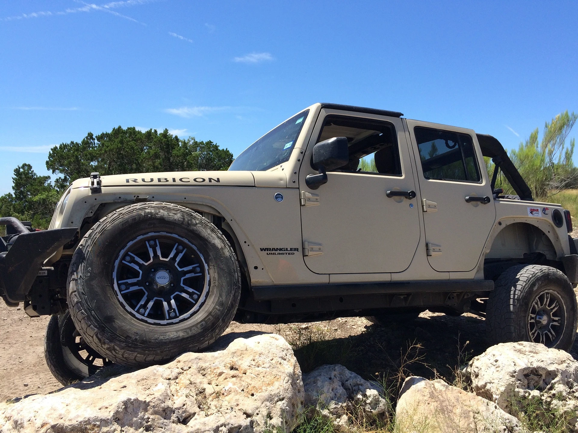 Image: Wrangler on trail rocks